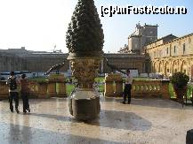 [P05] Vatican, curte interioară » foto by EDITCEC
 - 
<span class="allrVoted glyphicon glyphicon-heart hidden" id="av68449"></span>
<a class="m-l-10 hidden" id="sv68449" onclick="voting_Foto_DelVot(,68449,3406)" role="button">șterge vot <span class="glyphicon glyphicon-remove"></span></a>
<a id="v968449" class=" c-red"  onclick="voting_Foto_SetVot(68449)" role="button"><span class="glyphicon glyphicon-heart-empty"></span> <b>LIKE</b> = Votează poza</a> <img class="hidden"  id="f68449W9" src="/imagini/loader.gif" border="0" /><span class="AjErrMes hidden" id="e68449ErM"></span>