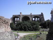 [P19] Basilica Maxentius-Constatin » foto by Costi
 - 
<span class="allrVoted glyphicon glyphicon-heart hidden" id="av48146"></span>
<a class="m-l-10 hidden" id="sv48146" onclick="voting_Foto_DelVot(,48146,3406)" role="button">șterge vot <span class="glyphicon glyphicon-remove"></span></a>
<a id="v948146" class=" c-red"  onclick="voting_Foto_SetVot(48146)" role="button"><span class="glyphicon glyphicon-heart-empty"></span> <b>LIKE</b> = Votează poza</a> <img class="hidden"  id="f48146W9" src="/imagini/loader.gif" border="0" /><span class="AjErrMes hidden" id="e48146ErM"></span>