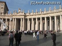 [P21] Coloanele lui Bernini din Piata San Pietro » foto by dorgo
 - 
<span class="allrVoted glyphicon glyphicon-heart hidden" id="av101910"></span>
<a class="m-l-10 hidden" id="sv101910" onclick="voting_Foto_DelVot(,101910,3406)" role="button">șterge vot <span class="glyphicon glyphicon-remove"></span></a>
<a id="v9101910" class=" c-red"  onclick="voting_Foto_SetVot(101910)" role="button"><span class="glyphicon glyphicon-heart-empty"></span> <b>LIKE</b> = Votează poza</a> <img class="hidden"  id="f101910W9" src="/imagini/loader.gif" border="0" /><span class="AjErrMes hidden" id="e101910ErM"></span>
