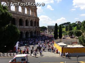 [P03] Colosalul Coloseo, cu Arco di Costantino in fundal » foto by voltainstel
 - 
<span class="allrVoted glyphicon glyphicon-heart hidden" id="av968651"></span>
<a class="m-l-10 hidden" id="sv968651" onclick="voting_Foto_DelVot(,968651,3406)" role="button">șterge vot <span class="glyphicon glyphicon-remove"></span></a>
<a id="v9968651" class=" c-red"  onclick="voting_Foto_SetVot(968651)" role="button"><span class="glyphicon glyphicon-heart-empty"></span> <b>LIKE</b> = Votează poza</a> <img class="hidden"  id="f968651W9" src="/imagini/loader.gif" border="0" /><span class="AjErrMes hidden" id="e968651ErM"></span>