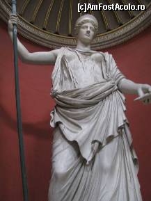 [P10] Muzeul Vatican - Herra » foto by cristi_an3000
 - 
<span class="allrVoted glyphicon glyphicon-heart hidden" id="av150945"></span>
<a class="m-l-10 hidden" id="sv150945" onclick="voting_Foto_DelVot(,150945,3406)" role="button">șterge vot <span class="glyphicon glyphicon-remove"></span></a>
<a id="v9150945" class=" c-red"  onclick="voting_Foto_SetVot(150945)" role="button"><span class="glyphicon glyphicon-heart-empty"></span> <b>LIKE</b> = Votează poza</a> <img class="hidden"  id="f150945W9" src="/imagini/loader.gif" border="0" /><span class="AjErrMes hidden" id="e150945ErM"></span>