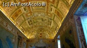 [P22] muzeul Vaticanului » foto by Dana2008
 - 
<span class="allrVoted glyphicon glyphicon-heart hidden" id="av733947"></span>
<a class="m-l-10 hidden" id="sv733947" onclick="voting_Foto_DelVot(,733947,3406)" role="button">șterge vot <span class="glyphicon glyphicon-remove"></span></a>
<a id="v9733947" class=" c-red"  onclick="voting_Foto_SetVot(733947)" role="button"><span class="glyphicon glyphicon-heart-empty"></span> <b>LIKE</b> = Votează poza</a> <img class="hidden"  id="f733947W9" src="/imagini/loader.gif" border="0" /><span class="AjErrMes hidden" id="e733947ErM"></span>