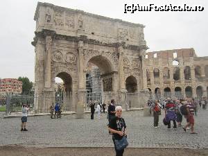 [P20] Arcul lui Constantin-se observa in varful coloanelor -statuile dacilor » foto by bica adriana
 - 
<span class="allrVoted glyphicon glyphicon-heart hidden" id="av698086"></span>
<a class="m-l-10 hidden" id="sv698086" onclick="voting_Foto_DelVot(,698086,3406)" role="button">șterge vot <span class="glyphicon glyphicon-remove"></span></a>
<a id="v9698086" class=" c-red"  onclick="voting_Foto_SetVot(698086)" role="button"><span class="glyphicon glyphicon-heart-empty"></span> <b>LIKE</b> = Votează poza</a> <img class="hidden"  id="f698086W9" src="/imagini/loader.gif" border="0" /><span class="AjErrMes hidden" id="e698086ErM"></span>