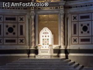 [P13] Scaunul papal de San Giovani in Laterano » foto by spirid72
 - 
<span class="allrVoted glyphicon glyphicon-heart hidden" id="av942628"></span>
<a class="m-l-10 hidden" id="sv942628" onclick="voting_Foto_DelVot(,942628,3406)" role="button">șterge vot <span class="glyphicon glyphicon-remove"></span></a>
<a id="v9942628" class=" c-red"  onclick="voting_Foto_SetVot(942628)" role="button"><span class="glyphicon glyphicon-heart-empty"></span> <b>LIKE</b> = Votează poza</a> <img class="hidden"  id="f942628W9" src="/imagini/loader.gif" border="0" /><span class="AjErrMes hidden" id="e942628ErM"></span>