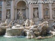 [P11x] Fontana di Trevi - locul meu preferat din Roma » foto by lizuk
 - 
<span class="allrVoted glyphicon glyphicon-heart hidden" id="av28707"></span>
<a class="m-l-10 hidden" id="sv28707" onclick="voting_Foto_DelVot(,28707,3406)" role="button">șterge vot <span class="glyphicon glyphicon-remove"></span></a>
<a id="v928707" class=" c-red"  onclick="voting_Foto_SetVot(28707)" role="button"><span class="glyphicon glyphicon-heart-empty"></span> <b>LIKE</b> = Votează poza</a> <img class="hidden"  id="f28707W9" src="/imagini/loader.gif" border="0" /><span class="AjErrMes hidden" id="e28707ErM"></span>