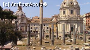 [P12] Forumul lui Traian. In mijloc, Columna. La stanga, Chiessa Santa Maria di Loreto. La dreapta, Chiessa SS Nome di Maria.  » foto by ovidiuyepi
 - 
<span class="allrVoted glyphicon glyphicon-heart hidden" id="av969565"></span>
<a class="m-l-10 hidden" id="sv969565" onclick="voting_Foto_DelVot(,969565,3406)" role="button">șterge vot <span class="glyphicon glyphicon-remove"></span></a>
<a id="v9969565" class=" c-red"  onclick="voting_Foto_SetVot(969565)" role="button"><span class="glyphicon glyphicon-heart-empty"></span> <b>LIKE</b> = Votează poza</a> <img class="hidden"  id="f969565W9" src="/imagini/loader.gif" border="0" /><span class="AjErrMes hidden" id="e969565ErM"></span>