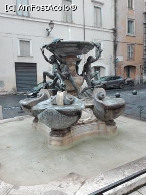 [P10] Fontana delle tartarughe » foto by doar_adi
 - 
<span class="allrVoted glyphicon glyphicon-heart hidden" id="av956935"></span>
<a class="m-l-10 hidden" id="sv956935" onclick="voting_Foto_DelVot(,956935,3406)" role="button">șterge vot <span class="glyphicon glyphicon-remove"></span></a>
<a id="v9956935" class=" c-red"  onclick="voting_Foto_SetVot(956935)" role="button"><span class="glyphicon glyphicon-heart-empty"></span> <b>LIKE</b> = Votează poza</a> <img class="hidden"  id="f956935W9" src="/imagini/loader.gif" border="0" /><span class="AjErrMes hidden" id="e956935ErM"></span>