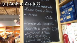 [P38] Restaurant Giselda, tabla cu meniul zilei » foto by FlorinAndrei
 - 
<span class="allrVoted glyphicon glyphicon-heart hidden" id="av942599"></span>
<a class="m-l-10 hidden" id="sv942599" onclick="voting_Foto_DelVot(,942599,3406)" role="button">șterge vot <span class="glyphicon glyphicon-remove"></span></a>
<a id="v9942599" class=" c-red"  onclick="voting_Foto_SetVot(942599)" role="button"><span class="glyphicon glyphicon-heart-empty"></span> <b>LIKE</b> = Votează poza</a> <img class="hidden"  id="f942599W9" src="/imagini/loader.gif" border="0" /><span class="AjErrMes hidden" id="e942599ErM"></span>