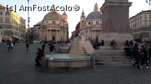 [P20] Piazza del Popolo si cele doua biserici gemene 2 » foto by FlorinAndrei
 - 
<span class="allrVoted glyphicon glyphicon-heart hidden" id="av964803"></span>
<a class="m-l-10 hidden" id="sv964803" onclick="voting_Foto_DelVot(,964803,3406)" role="button">șterge vot <span class="glyphicon glyphicon-remove"></span></a>
<a id="v9964803" class=" c-red"  onclick="voting_Foto_SetVot(964803)" role="button"><span class="glyphicon glyphicon-heart-empty"></span> <b>LIKE</b> = Votează poza</a> <img class="hidden"  id="f964803W9" src="/imagini/loader.gif" border="0" /><span class="AjErrMes hidden" id="e964803ErM"></span>