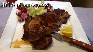 [P09] Bistecca di Manzo de la La Gallina Bianca » foto by FlorinAndrei
 - 
<span class="allrVoted glyphicon glyphicon-heart hidden" id="av964792"></span>
<a class="m-l-10 hidden" id="sv964792" onclick="voting_Foto_DelVot(,964792,3406)" role="button">șterge vot <span class="glyphicon glyphicon-remove"></span></a>
<a id="v9964792" class=" c-red"  onclick="voting_Foto_SetVot(964792)" role="button"><span class="glyphicon glyphicon-heart-empty"></span> <b>LIKE</b> = Votează poza</a> <img class="hidden"  id="f964792W9" src="/imagini/loader.gif" border="0" /><span class="AjErrMes hidden" id="e964792ErM"></span>