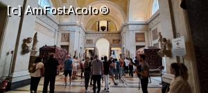 [P80] Intrăm în Sala della Croce Greca cu cele două sarcofage ale Împărătesei Elena şi Constance, fiica Împăratului Constantin » foto by irinad
 - 
<span class="allrVoted glyphicon glyphicon-heart hidden" id="av1384035"></span>
<a class="m-l-10 hidden" id="sv1384035" onclick="voting_Foto_DelVot(,1384035,3406)" role="button">șterge vot <span class="glyphicon glyphicon-remove"></span></a>
<a id="v91384035" class=" c-red"  onclick="voting_Foto_SetVot(1384035)" role="button"><span class="glyphicon glyphicon-heart-empty"></span> <b>LIKE</b> = Votează poza</a> <img class="hidden"  id="f1384035W9" src="/imagini/loader.gif" border="0" /><span class="AjErrMes hidden" id="e1384035ErM"></span>