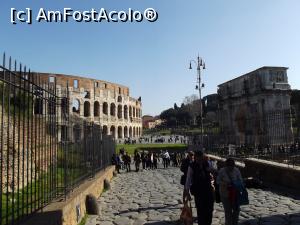 [P13] Via Sacra, în faţă Colosseum şi Arcul lui Constantin » foto by irinad
 - 
<span class="allrVoted glyphicon glyphicon-heart hidden" id="av836848"></span>
<a class="m-l-10 hidden" id="sv836848" onclick="voting_Foto_DelVot(,836848,3406)" role="button">șterge vot <span class="glyphicon glyphicon-remove"></span></a>
<a id="v9836848" class=" c-red"  onclick="voting_Foto_SetVot(836848)" role="button"><span class="glyphicon glyphicon-heart-empty"></span> <b>LIKE</b> = Votează poza</a> <img class="hidden"  id="f836848W9" src="/imagini/loader.gif" border="0" /><span class="AjErrMes hidden" id="e836848ErM"></span>
