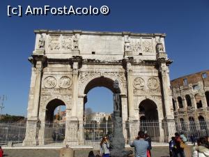 [P08] Arcul lui Constantin. În dreapta, Colosseum » foto by irinad
 - 
<span class="allrVoted glyphicon glyphicon-heart hidden" id="av836843"></span>
<a class="m-l-10 hidden" id="sv836843" onclick="voting_Foto_DelVot(,836843,3406)" role="button">șterge vot <span class="glyphicon glyphicon-remove"></span></a>
<a id="v9836843" class=" c-red"  onclick="voting_Foto_SetVot(836843)" role="button"><span class="glyphicon glyphicon-heart-empty"></span> <b>LIKE</b> = Votează poza</a> <img class="hidden"  id="f836843W9" src="/imagini/loader.gif" border="0" /><span class="AjErrMes hidden" id="e836843ErM"></span>