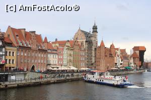 [P50] Gdansk, Motlava și Macaraua în plan îndepărtat, cea cu negru... » foto by mprofeanu
 - 
<span class="allrVoted glyphicon glyphicon-heart hidden" id="av1330354"></span>
<a class="m-l-10 hidden" id="sv1330354" onclick="voting_Foto_DelVot(,1330354,3411)" role="button">șterge vot <span class="glyphicon glyphicon-remove"></span></a>
<a id="v91330354" class=" c-red"  onclick="voting_Foto_SetVot(1330354)" role="button"><span class="glyphicon glyphicon-heart-empty"></span> <b>LIKE</b> = Votează poza</a> <img class="hidden"  id="f1330354W9" src="/imagini/loader.gif" border="0" /><span class="AjErrMes hidden" id="e1330354ErM"></span>