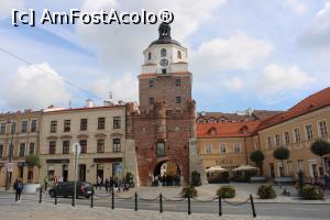 [P75] Lublin, Poarta Cracoviei în centru » foto by mprofeanu
 - 
<span class="allrVoted glyphicon glyphicon-heart hidden" id="av1330379"></span>
<a class="m-l-10 hidden" id="sv1330379" onclick="voting_Foto_DelVot(,1330379,3411)" role="button">șterge vot <span class="glyphicon glyphicon-remove"></span></a>
<a id="v91330379" class=" c-red"  onclick="voting_Foto_SetVot(1330379)" role="button"><span class="glyphicon glyphicon-heart-empty"></span> <b>LIKE</b> = Votează poza</a> <img class="hidden"  id="f1330379W9" src="/imagini/loader.gif" border="0" /><span class="AjErrMes hidden" id="e1330379ErM"></span>