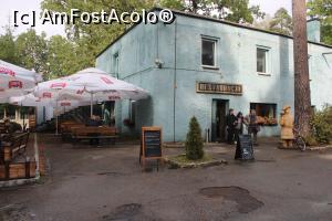 [P06] Bârlogul Lupului, Clădirea Gărzii Personale a lui Hitler, astăzi Hotel Restaurantul Bârlogul Lupului » foto by mprofeanu
 - 
<span class="allrVoted glyphicon glyphicon-heart hidden" id="av1386879"></span>
<a class="m-l-10 hidden" id="sv1386879" onclick="voting_Foto_DelVot(,1386879,3411)" role="button">șterge vot <span class="glyphicon glyphicon-remove"></span></a>
<a id="v91386879" class=" c-red"  onclick="voting_Foto_SetVot(1386879)" role="button"><span class="glyphicon glyphicon-heart-empty"></span> <b>LIKE</b> = Votează poza</a> <img class="hidden"  id="f1386879W9" src="/imagini/loader.gif" border="0" /><span class="AjErrMes hidden" id="e1386879ErM"></span>