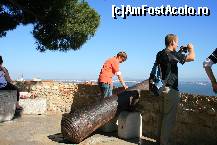 [P21] Castelul Sao Jorge » foto by mariarosa
 - 
<span class="allrVoted glyphicon glyphicon-heart hidden" id="av98880"></span>
<a class="m-l-10 hidden" id="sv98880" onclick="voting_Foto_DelVot(,98880,3414)" role="button">șterge vot <span class="glyphicon glyphicon-remove"></span></a>
<a id="v998880" class=" c-red"  onclick="voting_Foto_SetVot(98880)" role="button"><span class="glyphicon glyphicon-heart-empty"></span> <b>LIKE</b> = Votează poza</a> <img class="hidden"  id="f98880W9" src="/imagini/loader.gif" border="0" /><span class="AjErrMes hidden" id="e98880ErM"></span>