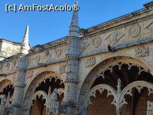 [P20] Manastirea Jeronimos » foto by carina_10
 - 
<span class="allrVoted glyphicon glyphicon-heart hidden" id="av1411149"></span>
<a class="m-l-10 hidden" id="sv1411149" onclick="voting_Foto_DelVot(,1411149,3414)" role="button">șterge vot <span class="glyphicon glyphicon-remove"></span></a>
<a id="v91411149" class=" c-red"  onclick="voting_Foto_SetVot(1411149)" role="button"><span class="glyphicon glyphicon-heart-empty"></span> <b>LIKE</b> = Votează poza</a> <img class="hidden"  id="f1411149W9" src="/imagini/loader.gif" border="0" /><span class="AjErrMes hidden" id="e1411149ErM"></span>