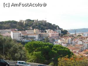 [P57] Spre Castelul São Jorge dintr-unul din punctele de belvedere » foto by irinad
 - 
<span class="allrVoted glyphicon glyphicon-heart hidden" id="av1220142"></span>
<a class="m-l-10 hidden" id="sv1220142" onclick="voting_Foto_DelVot(,1220142,3414)" role="button">șterge vot <span class="glyphicon glyphicon-remove"></span></a>
<a id="v91220142" class=" c-red"  onclick="voting_Foto_SetVot(1220142)" role="button"><span class="glyphicon glyphicon-heart-empty"></span> <b>LIKE</b> = Votează poza</a> <img class="hidden"  id="f1220142W9" src="/imagini/loader.gif" border="0" /><span class="AjErrMes hidden" id="e1220142ErM"></span>