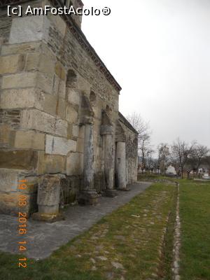 [P12] Biserica Densus- parte laterala, si aici se observa cateva coloane » foto by zlatna
 - 
<span class="allrVoted glyphicon glyphicon-heart hidden" id="av725949"></span>
<a class="m-l-10 hidden" id="sv725949" onclick="voting_Foto_DelVot(,725949,3418)" role="button">șterge vot <span class="glyphicon glyphicon-remove"></span></a>
<a id="v9725949" class=" c-red"  onclick="voting_Foto_SetVot(725949)" role="button"><span class="glyphicon glyphicon-heart-empty"></span> <b>LIKE</b> = Votează poza</a> <img class="hidden"  id="f725949W9" src="/imagini/loader.gif" border="0" /><span class="AjErrMes hidden" id="e725949ErM"></span>