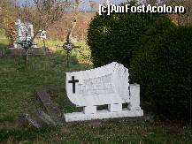 [P15] In jurul bisericii Densus, cimitirul » foto by presario
 - 
<span class="allrVoted glyphicon glyphicon-heart hidden" id="av60601"></span>
<a class="m-l-10 hidden" id="sv60601" onclick="voting_Foto_DelVot(,60601,3418)" role="button">șterge vot <span class="glyphicon glyphicon-remove"></span></a>
<a id="v960601" class=" c-red"  onclick="voting_Foto_SetVot(60601)" role="button"><span class="glyphicon glyphicon-heart-empty"></span> <b>LIKE</b> = Votează poza</a> <img class="hidden"  id="f60601W9" src="/imagini/loader.gif" border="0" /><span class="AjErrMes hidden" id="e60601ErM"></span>