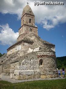 [P02] Biserica Densus vazuta din spate » foto by eugen
 - 
<span class="allrVoted glyphicon glyphicon-heart hidden" id="av43240"></span>
<a class="m-l-10 hidden" id="sv43240" onclick="voting_Foto_DelVot(,43240,3418)" role="button">șterge vot <span class="glyphicon glyphicon-remove"></span></a>
<a id="v943240" class=" c-red"  onclick="voting_Foto_SetVot(43240)" role="button"><span class="glyphicon glyphicon-heart-empty"></span> <b>LIKE</b> = Votează poza</a> <img class="hidden"  id="f43240W9" src="/imagini/loader.gif" border="0" /><span class="AjErrMes hidden" id="e43240ErM"></span>
