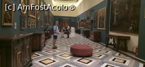 [P76] 76. În muzeu sunt mai multe săli cu tablouri. » foto by msnd
 - 
<span class="allrVoted glyphicon glyphicon-heart hidden" id="av1520801"></span>
<a class="m-l-10 hidden" id="sv1520801" onclick="voting_Foto_DelVot(,1520801,3421)" role="button">șterge vot <span class="glyphicon glyphicon-remove"></span></a>
<a id="v91520801" class=" c-red"  onclick="voting_Foto_SetVot(1520801)" role="button"><span class="glyphicon glyphicon-heart-empty"></span> <b>LIKE</b> = Votează poza</a> <img class="hidden"  id="f1520801W9" src="/imagini/loader.gif" border="0" /><span class="AjErrMes hidden" id="e1520801ErM"></span>