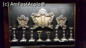 [P15] Muzeul Catedralei - obiecte de argint » foto by adrianaglogo
 - 
<span class="allrVoted glyphicon glyphicon-heart hidden" id="av976249"></span>
<a class="m-l-10 hidden" id="sv976249" onclick="voting_Foto_DelVot(,976249,3422)" role="button">șterge vot <span class="glyphicon glyphicon-remove"></span></a>
<a id="v9976249" class=" c-red"  onclick="voting_Foto_SetVot(976249)" role="button"><span class="glyphicon glyphicon-heart-empty"></span> <b>LIKE</b> = Votează poza</a> <img class="hidden"  id="f976249W9" src="/imagini/loader.gif" border="0" /><span class="AjErrMes hidden" id="e976249ErM"></span>