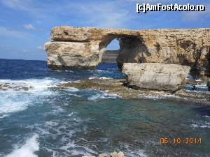 [P19] Insula Gozo - Fereastra Albastră, cer, mare şi stâncă.  » foto by iulianic
 - 
<span class="allrVoted glyphicon glyphicon-heart hidden" id="av577415"></span>
<a class="m-l-10 hidden" id="sv577415" onclick="voting_Foto_DelVot(,577415,3422)" role="button">șterge vot <span class="glyphicon glyphicon-remove"></span></a>
<a id="v9577415" class=" c-red"  onclick="voting_Foto_SetVot(577415)" role="button"><span class="glyphicon glyphicon-heart-empty"></span> <b>LIKE</b> = Votează poza</a> <img class="hidden"  id="f577415W9" src="/imagini/loader.gif" border="0" /><span class="AjErrMes hidden" id="e577415ErM"></span>