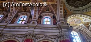 [P39] 39. Ferestrele au vitralii geometrice foarte simple. » foto by msnd
 - 
<span class="allrVoted glyphicon glyphicon-heart hidden" id="av1514221"></span>
<a class="m-l-10 hidden" id="sv1514221" onclick="voting_Foto_DelVot(,1514221,3422)" role="button">șterge vot <span class="glyphicon glyphicon-remove"></span></a>
<a id="v91514221" class=" c-red"  onclick="voting_Foto_SetVot(1514221)" role="button"><span class="glyphicon glyphicon-heart-empty"></span> <b>LIKE</b> = Votează poza</a> <img class="hidden"  id="f1514221W9" src="/imagini/loader.gif" border="0" /><span class="AjErrMes hidden" id="e1514221ErM"></span>