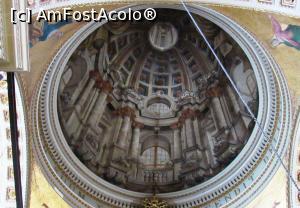[P13] Celebra iluzie a unui dom inexistent din catedrala din Victoria » foto by Radu Tudoran
 - 
<span class="allrVoted glyphicon glyphicon-heart hidden" id="av815436"></span>
<a class="m-l-10 hidden" id="sv815436" onclick="voting_Foto_DelVot(,815436,3422)" role="button">șterge vot <span class="glyphicon glyphicon-remove"></span></a>
<a id="v9815436" class=" c-red"  onclick="voting_Foto_SetVot(815436)" role="button"><span class="glyphicon glyphicon-heart-empty"></span> <b>LIKE</b> = Votează poza</a> <img class="hidden"  id="f815436W9" src="/imagini/loader.gif" border="0" /><span class="AjErrMes hidden" id="e815436ErM"></span>