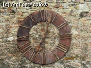 [P35] Ceasul catedralei care s-a oprit la ora cutremurului din 1880.  » foto by elviramvio
 - 
<span class="allrVoted glyphicon glyphicon-heart hidden" id="av900617"></span>
<a class="m-l-10 hidden" id="sv900617" onclick="voting_Foto_DelVot(,900617,3430)" role="button">șterge vot <span class="glyphicon glyphicon-remove"></span></a>
<a id="v9900617" class=" c-red"  onclick="voting_Foto_SetVot(900617)" role="button"><span class="glyphicon glyphicon-heart-empty"></span> <b>LIKE</b> = Votează poza</a> <img class="hidden"  id="f900617W9" src="/imagini/loader.gif" border="0" /><span class="AjErrMes hidden" id="e900617ErM"></span>