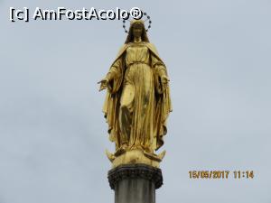 [P36] Fecioara, statuia din mijlocul Pieții Kaptol.  » foto by elviramvio
 - 
<span class="allrVoted glyphicon glyphicon-heart hidden" id="av900618"></span>
<a class="m-l-10 hidden" id="sv900618" onclick="voting_Foto_DelVot(,900618,3430)" role="button">șterge vot <span class="glyphicon glyphicon-remove"></span></a>
<a id="v9900618" class=" c-red"  onclick="voting_Foto_SetVot(900618)" role="button"><span class="glyphicon glyphicon-heart-empty"></span> <b>LIKE</b> = Votează poza</a> <img class="hidden"  id="f900618W9" src="/imagini/loader.gif" border="0" /><span class="AjErrMes hidden" id="e900618ErM"></span>