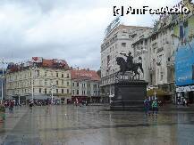 [P06] Tot piata cu statuia marelui ban Jelacic » foto by ileanaxperta*
 - 
<span class="allrVoted glyphicon glyphicon-heart hidden" id="av18767"></span>
<a class="m-l-10 hidden" id="sv18767" onclick="voting_Foto_DelVot(,18767,3430)" role="button">șterge vot <span class="glyphicon glyphicon-remove"></span></a>
<a id="v918767" class=" c-red"  onclick="voting_Foto_SetVot(18767)" role="button"><span class="glyphicon glyphicon-heart-empty"></span> <b>LIKE</b> = Votează poza</a> <img class="hidden"  id="f18767W9" src="/imagini/loader.gif" border="0" /><span class="AjErrMes hidden" id="e18767ErM"></span>