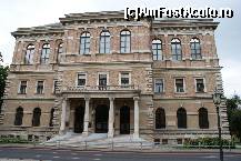 [P34] Academia Croată de Ştiinţe şi Arte » foto by Costi
 - 
<span class="allrVoted glyphicon glyphicon-heart hidden" id="av134273"></span>
<a class="m-l-10 hidden" id="sv134273" onclick="voting_Foto_DelVot(,134273,3430)" role="button">șterge vot <span class="glyphicon glyphicon-remove"></span></a>
<a id="v9134273" class=" c-red"  onclick="voting_Foto_SetVot(134273)" role="button"><span class="glyphicon glyphicon-heart-empty"></span> <b>LIKE</b> = Votează poza</a> <img class="hidden"  id="f134273W9" src="/imagini/loader.gif" border="0" /><span class="AjErrMes hidden" id="e134273ErM"></span>