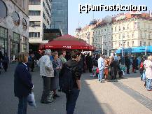[P11] Din Piata Ban Josip Jelacic puteti porni intr-un tur al orasului » foto by ms65
 - 
<span class="allrVoted glyphicon glyphicon-heart hidden" id="av49776"></span>
<a class="m-l-10 hidden" id="sv49776" onclick="voting_Foto_DelVot(,49776,3430)" role="button">șterge vot <span class="glyphicon glyphicon-remove"></span></a>
<a id="v949776" class=" c-red"  onclick="voting_Foto_SetVot(49776)" role="button"><span class="glyphicon glyphicon-heart-empty"></span> <b>LIKE</b> = Votează poza</a> <img class="hidden"  id="f49776W9" src="/imagini/loader.gif" border="0" /><span class="AjErrMes hidden" id="e49776ErM"></span>