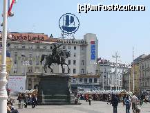 [P16] Din Piata Ban Josip Jelacic puteti porni intr-un tur al orasului, impreuna cu alte grupuri de turisti, pe cont propriu sau organizati de catre un ghid. » foto by ms65
 - 
<span class="allrVoted glyphicon glyphicon-heart hidden" id="av49781"></span>
<a class="m-l-10 hidden" id="sv49781" onclick="voting_Foto_DelVot(,49781,3430)" role="button">șterge vot <span class="glyphicon glyphicon-remove"></span></a>
<a id="v949781" class=" c-red"  onclick="voting_Foto_SetVot(49781)" role="button"><span class="glyphicon glyphicon-heart-empty"></span> <b>LIKE</b> = Votează poza</a> <img class="hidden"  id="f49781W9" src="/imagini/loader.gif" border="0" /><span class="AjErrMes hidden" id="e49781ErM"></span>