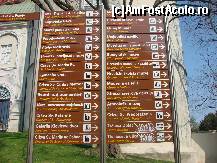 [P22] Panou  stradal cu indicatoare spre principalele puncte de atractie » foto by ms65
 - 
<span class="allrVoted glyphicon glyphicon-heart hidden" id="av49787"></span>
<a class="m-l-10 hidden" id="sv49787" onclick="voting_Foto_DelVot(,49787,3430)" role="button">șterge vot <span class="glyphicon glyphicon-remove"></span></a>
<a id="v949787" class=" c-red"  onclick="voting_Foto_SetVot(49787)" role="button"><span class="glyphicon glyphicon-heart-empty"></span> <b>LIKE</b> = Votează poza</a> <img class="hidden"  id="f49787W9" src="/imagini/loader.gif" border="0" /><span class="AjErrMes hidden" id="e49787ErM"></span>