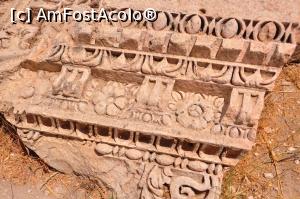 [P17] dantelarie sculptata in piatra, ramasite de la traversele care legau la partea superioara coloanele » foto by alunelu69
 - 
<span class="allrVoted glyphicon glyphicon-heart hidden" id="av959704"></span>
<a class="m-l-10 hidden" id="sv959704" onclick="voting_Foto_DelVot(,959704,3439)" role="button">șterge vot <span class="glyphicon glyphicon-remove"></span></a>
<a id="v9959704" class=" c-red"  onclick="voting_Foto_SetVot(959704)" role="button"><span class="glyphicon glyphicon-heart-empty"></span> <b>LIKE</b> = Votează poza</a> <img class="hidden"  id="f959704W9" src="/imagini/loader.gif" border="0" /><span class="AjErrMes hidden" id="e959704ErM"></span>
