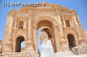 [P02] The Hadrian Arch cel mai sudic edificiu al orasului » foto by alunelu69
 - 
<span class="allrVoted glyphicon glyphicon-heart hidden" id="av959655"></span>
<a class="m-l-10 hidden" id="sv959655" onclick="voting_Foto_DelVot(,959655,3439)" role="button">șterge vot <span class="glyphicon glyphicon-remove"></span></a>
<a id="v9959655" class=" c-red"  onclick="voting_Foto_SetVot(959655)" role="button"><span class="glyphicon glyphicon-heart-empty"></span> <b>LIKE</b> = Votează poza</a> <img class="hidden"  id="f959655W9" src="/imagini/loader.gif" border="0" /><span class="AjErrMes hidden" id="e959655ErM"></span>