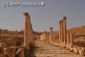 [P20] strada coloanelor » foto by andreea72
 - 
<span class="allrVoted glyphicon glyphicon-heart hidden" id="av798972"></span>
<a class="m-l-10 hidden" id="sv798972" onclick="voting_Foto_DelVot(,798972,3439)" role="button">șterge vot <span class="glyphicon glyphicon-remove"></span></a>
<a id="v9798972" class=" c-red"  onclick="voting_Foto_SetVot(798972)" role="button"><span class="glyphicon glyphicon-heart-empty"></span> <b>LIKE</b> = Votează poza</a> <img class="hidden"  id="f798972W9" src="/imagini/loader.gif" border="0" /><span class="AjErrMes hidden" id="e798972ErM"></span>