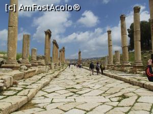 [P30] Jerash: Cardo, artera principală a oraşului antic » foto by irinad
 - 
<span class="allrVoted glyphicon glyphicon-heart hidden" id="av1066628"></span>
<a class="m-l-10 hidden" id="sv1066628" onclick="voting_Foto_DelVot(,1066628,3440)" role="button">șterge vot <span class="glyphicon glyphicon-remove"></span></a>
<a id="v91066628" class=" c-red"  onclick="voting_Foto_SetVot(1066628)" role="button"><span class="glyphicon glyphicon-heart-empty"></span> <b>LIKE</b> = Votează poza</a> <img class="hidden"  id="f1066628W9" src="/imagini/loader.gif" border="0" /><span class="AjErrMes hidden" id="e1066628ErM"></span>