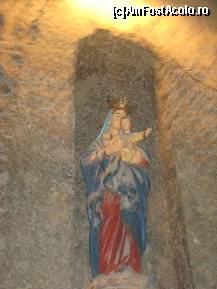 [P17] Capela, sculpturi in sare » foto by dorgo
 - 
<span class="allrVoted glyphicon glyphicon-heart hidden" id="av448050"></span>
<a class="m-l-10 hidden" id="sv448050" onclick="voting_Foto_DelVot(,448050,3441)" role="button">șterge vot <span class="glyphicon glyphicon-remove"></span></a>
<a id="v9448050" class=" c-red"  onclick="voting_Foto_SetVot(448050)" role="button"><span class="glyphicon glyphicon-heart-empty"></span> <b>LIKE</b> = Votează poza</a> <img class="hidden"  id="f448050W9" src="/imagini/loader.gif" border="0" /><span class="AjErrMes hidden" id="e448050ErM"></span>