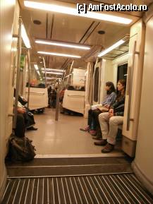 [P15] In trenul R5 - spre Manresa. Incercati sa gasiti un loc, deoarece e o ora de mers cu acest tren si opreste in multe statii. In drum spre Montserrat. » foto by TraianS
 - 
<span class="allrVoted glyphicon glyphicon-heart hidden" id="av297053"></span>
<a class="m-l-10 hidden" id="sv297053" onclick="voting_Foto_DelVot(,297053,3448)" role="button">șterge vot <span class="glyphicon glyphicon-remove"></span></a>
<a id="v9297053" class=" c-red"  onclick="voting_Foto_SetVot(297053)" role="button"><span class="glyphicon glyphicon-heart-empty"></span> <b>LIKE</b> = Votează poza</a> <img class="hidden"  id="f297053W9" src="/imagini/loader.gif" border="0" /><span class="AjErrMes hidden" id="e297053ErM"></span>