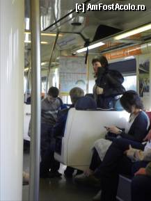 [P18] Trenul era intesat de turisti. Doi nemti la vreo 60 de ani, care se giuguleau ca doi porumbei, asiatici care erau pierduti in lumea electronica etc. Aici e si rusul ala machit, dar i se vede doar capul ..:)) Trenul spre Montserrat. » foto by TraianS
 - 
<span class="allrVoted glyphicon glyphicon-heart hidden" id="av297060"></span>
<a class="m-l-10 hidden" id="sv297060" onclick="voting_Foto_DelVot(,297060,3448)" role="button">șterge vot <span class="glyphicon glyphicon-remove"></span></a>
<a id="v9297060" class=" c-red"  onclick="voting_Foto_SetVot(297060)" role="button"><span class="glyphicon glyphicon-heart-empty"></span> <b>LIKE</b> = Votează poza</a> <img class="hidden"  id="f297060W9" src="/imagini/loader.gif" border="0" /><span class="AjErrMes hidden" id="e297060ErM"></span>