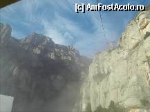 [P29] Stalpul de pe la mijlocul ascensiunii. Telecabina spre Montserrat. » foto by TraianS
 - 
<span class="allrVoted glyphicon glyphicon-heart hidden" id="av297072"></span>
<a class="m-l-10 hidden" id="sv297072" onclick="voting_Foto_DelVot(,297072,3448)" role="button">șterge vot <span class="glyphicon glyphicon-remove"></span></a>
<a id="v9297072" class=" c-red"  onclick="voting_Foto_SetVot(297072)" role="button"><span class="glyphicon glyphicon-heart-empty"></span> <b>LIKE</b> = Votează poza</a> <img class="hidden"  id="f297072W9" src="/imagini/loader.gif" border="0" /><span class="AjErrMes hidden" id="e297072ErM"></span>