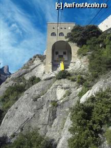 [P35] Am ajuns. Telecabina spre Montserrat. » foto by TraianS
 - 
<span class="allrVoted glyphicon glyphicon-heart hidden" id="av297080"></span>
<a class="m-l-10 hidden" id="sv297080" onclick="voting_Foto_DelVot(,297080,3448)" role="button">șterge vot <span class="glyphicon glyphicon-remove"></span></a>
<a id="v9297080" class=" c-red"  onclick="voting_Foto_SetVot(297080)" role="button"><span class="glyphicon glyphicon-heart-empty"></span> <b>LIKE</b> = Votează poza</a> <img class="hidden"  id="f297080W9" src="/imagini/loader.gif" border="0" /><span class="AjErrMes hidden" id="e297080ErM"></span>