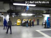 [P04] Chiar inainte de a trece de bariere, veti gasi aceste automate galbene ale celor de la FGC. Sunt putin diferite de cele rosii din statiile obisnuite de metrou. Placa Espania. » foto by TraianS
 - 
<span class="allrVoted glyphicon glyphicon-heart hidden" id="av297029"></span>
<a class="m-l-10 hidden" id="sv297029" onclick="voting_Foto_DelVot(,297029,3448)" role="button">șterge vot <span class="glyphicon glyphicon-remove"></span></a>
<a id="v9297029" class=" c-red"  onclick="voting_Foto_SetVot(297029)" role="button"><span class="glyphicon glyphicon-heart-empty"></span> <b>LIKE</b> = Votează poza</a> <img class="hidden"  id="f297029W9" src="/imagini/loader.gif" border="0" /><span class="AjErrMes hidden" id="e297029ErM"></span>