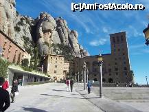 [P58] Poza din capul scarilor. In stanga se vede intrarea la muzeu, iar in fundal se merge pentru a ajunge la Basilica. » foto by TraianS
 - 
<span class="allrVoted glyphicon glyphicon-heart hidden" id="av297129"></span>
<a class="m-l-10 hidden" id="sv297129" onclick="voting_Foto_DelVot(,297129,3448)" role="button">șterge vot <span class="glyphicon glyphicon-remove"></span></a>
<a id="v9297129" class=" c-red"  onclick="voting_Foto_SetVot(297129)" role="button"><span class="glyphicon glyphicon-heart-empty"></span> <b>LIKE</b> = Votează poza</a> <img class="hidden"  id="f297129W9" src="/imagini/loader.gif" border="0" /><span class="AjErrMes hidden" id="e297129ErM"></span>