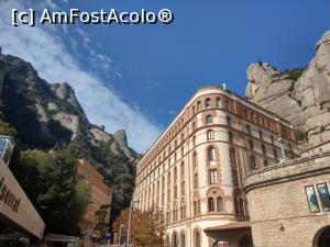 [P16] Priveliști -Mânăstirea Montserrat. <p> O privire chiar de lângă stația de cremalieră.  » foto by maryka
 - 
<span class="allrVoted glyphicon glyphicon-heart hidden" id="av1122015"></span>
<a class="m-l-10 hidden" id="sv1122015" onclick="voting_Foto_DelVot(,1122015,3448)" role="button">șterge vot <span class="glyphicon glyphicon-remove"></span></a>
<a id="v91122015" class=" c-red"  onclick="voting_Foto_SetVot(1122015)" role="button"><span class="glyphicon glyphicon-heart-empty"></span> <b>LIKE</b> = Votează poza</a> <img class="hidden"  id="f1122015W9" src="/imagini/loader.gif" border="0" /><span class="AjErrMes hidden" id="e1122015ErM"></span>